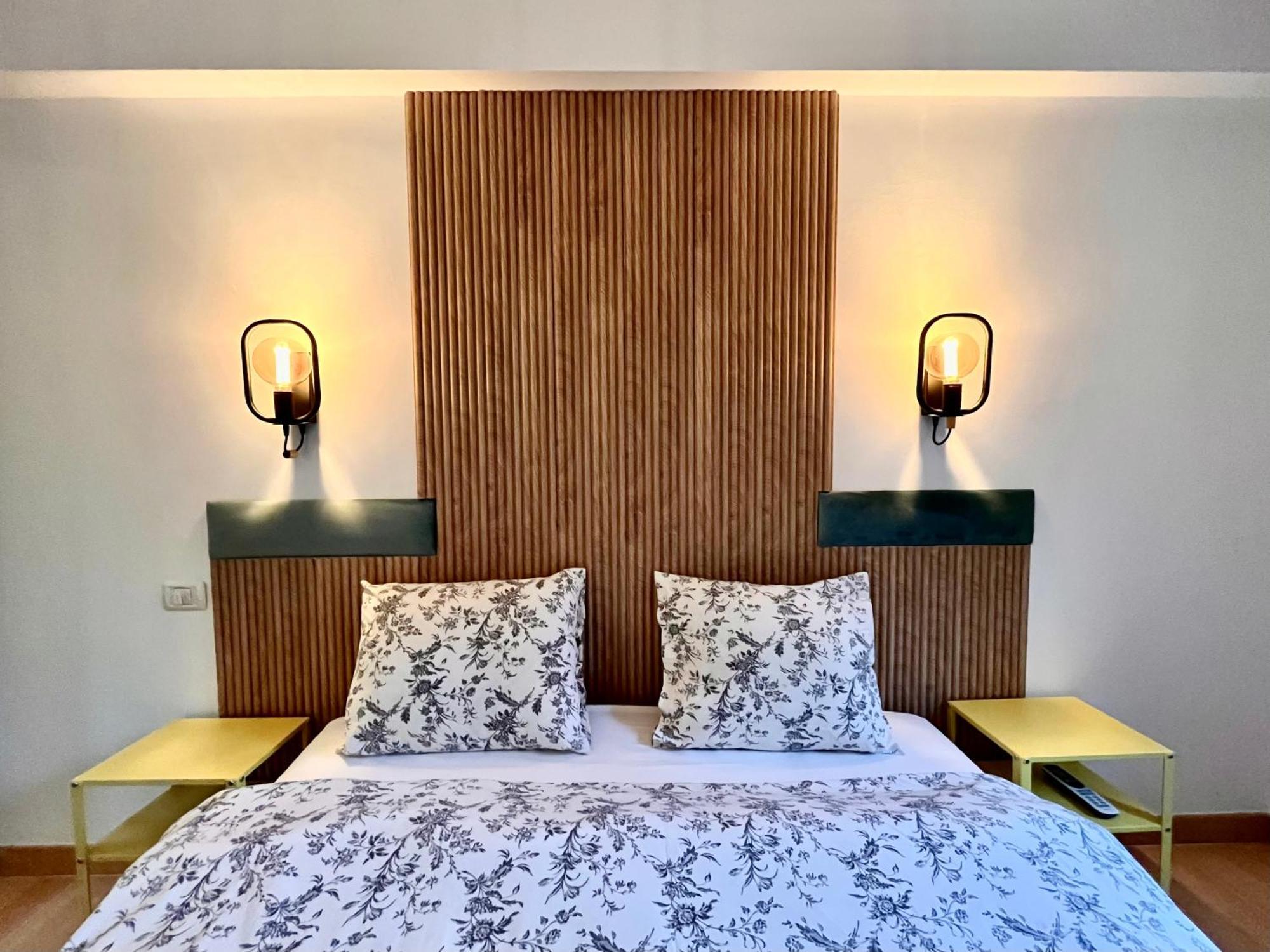 Cozy Apartment With Balcony Bucarest Extérieur photo